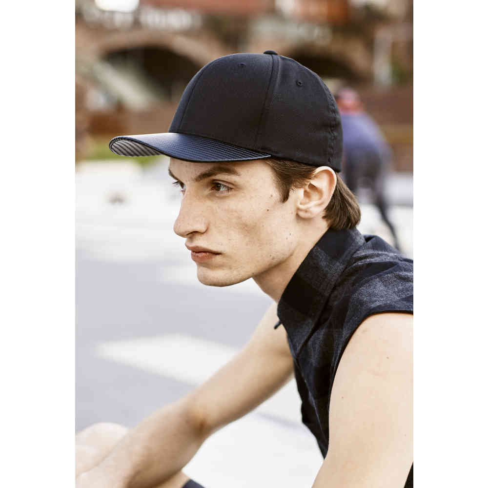 Urban Classics - Carbon Casquette flexfit - Noir